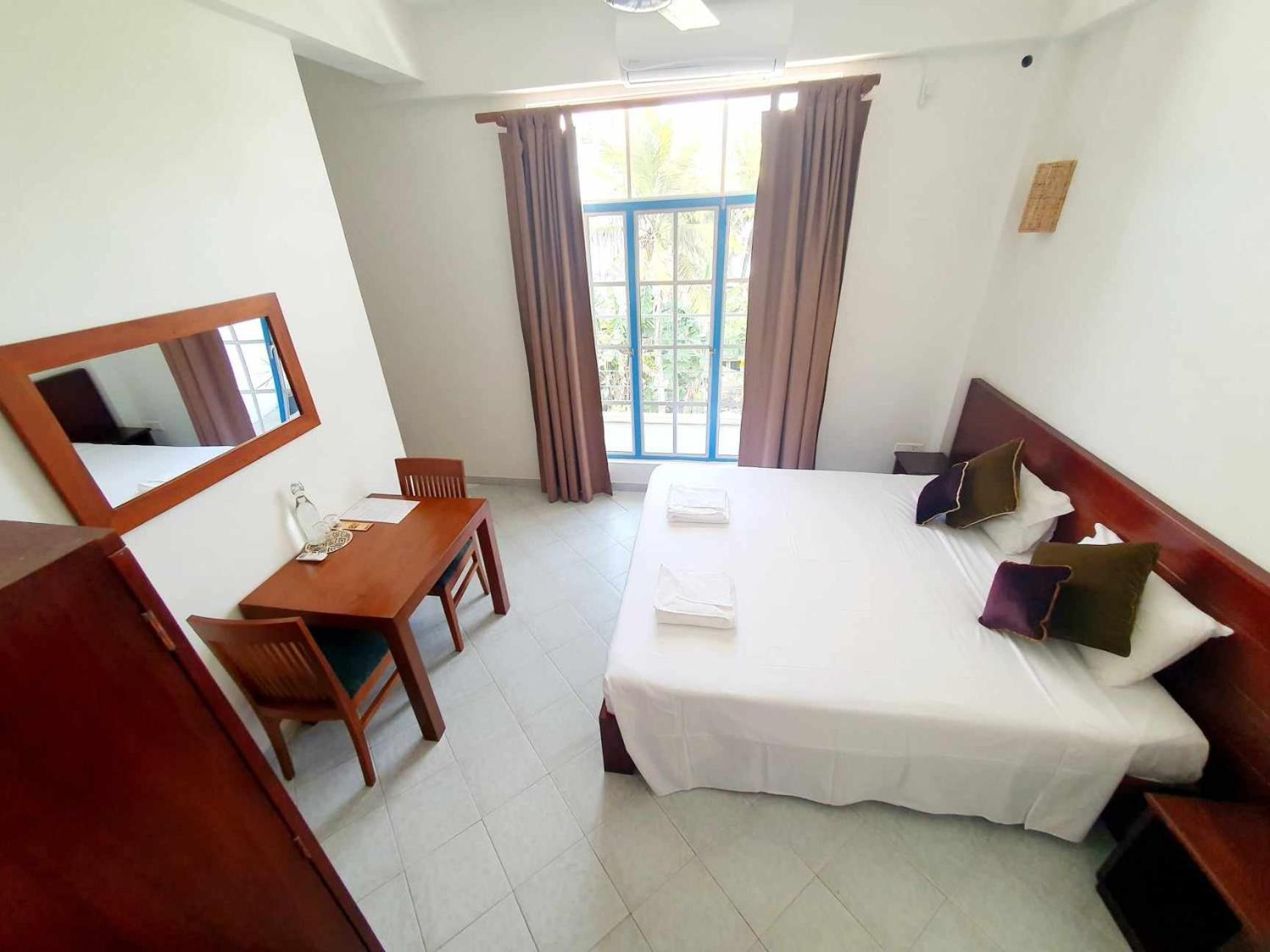 Mountbaylk Hotel Dehiwala-Mount Lavinia Eksteriør billede