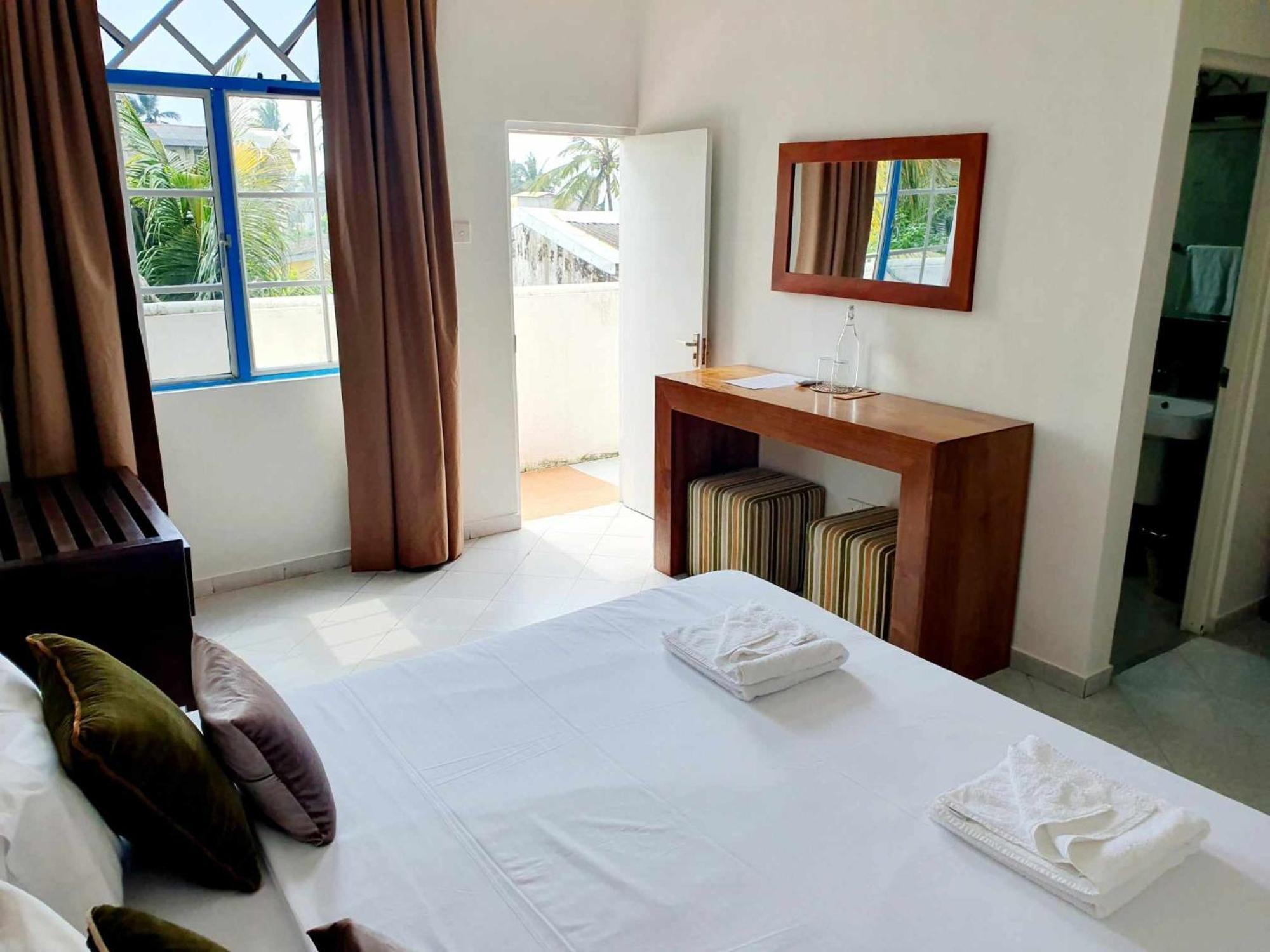 Mountbaylk Hotel Dehiwala-Mount Lavinia Eksteriør billede