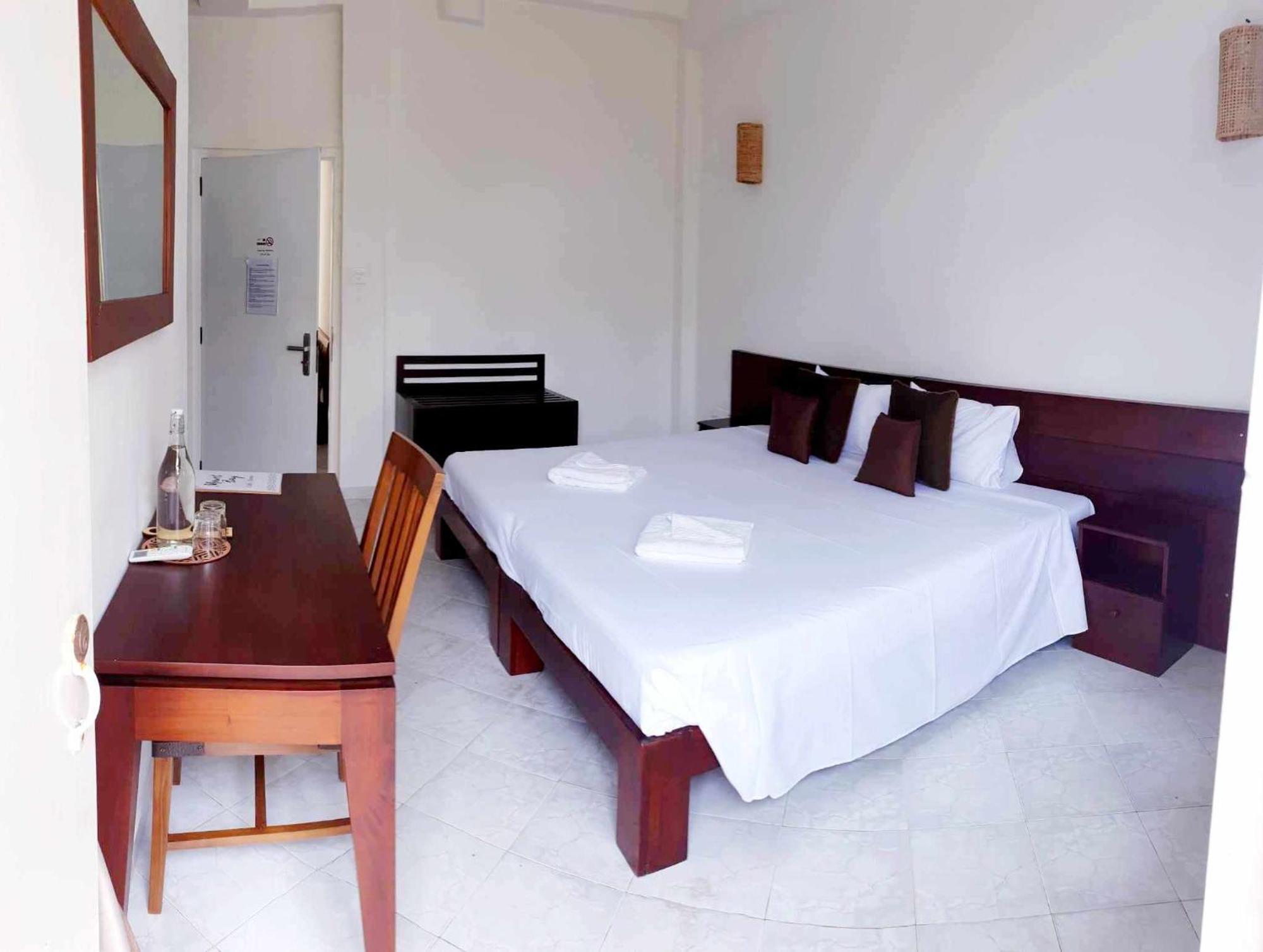Mountbaylk Hotel Dehiwala-Mount Lavinia Eksteriør billede