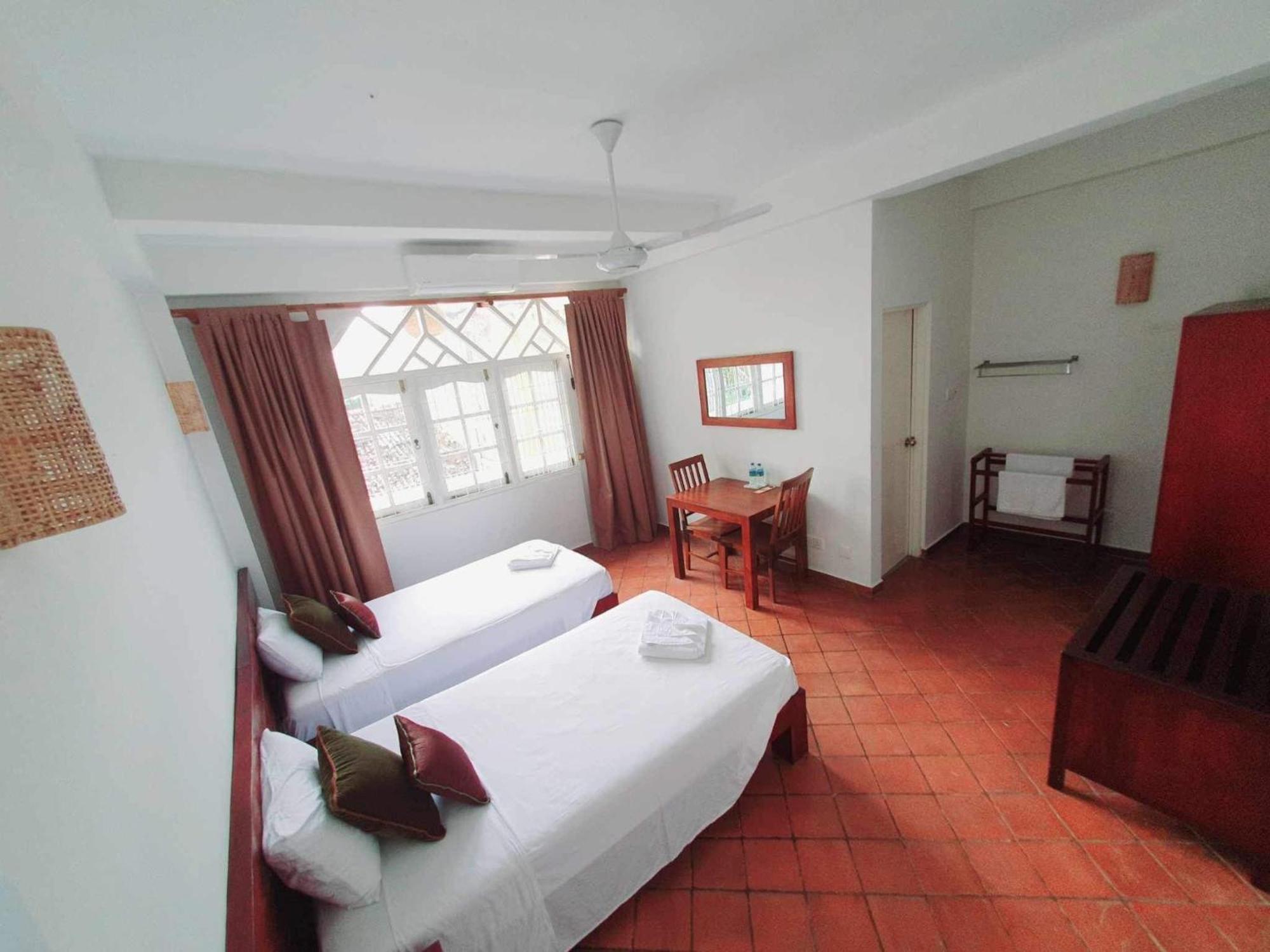 Mountbaylk Hotel Dehiwala-Mount Lavinia Eksteriør billede