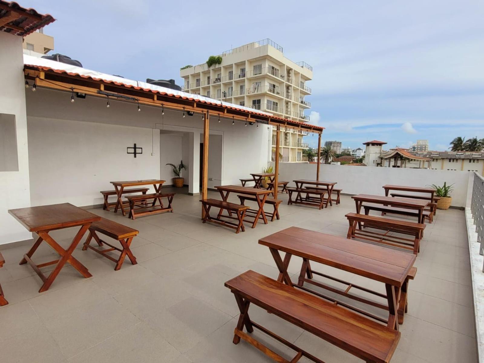 Mountbaylk Hotel Dehiwala-Mount Lavinia Eksteriør billede