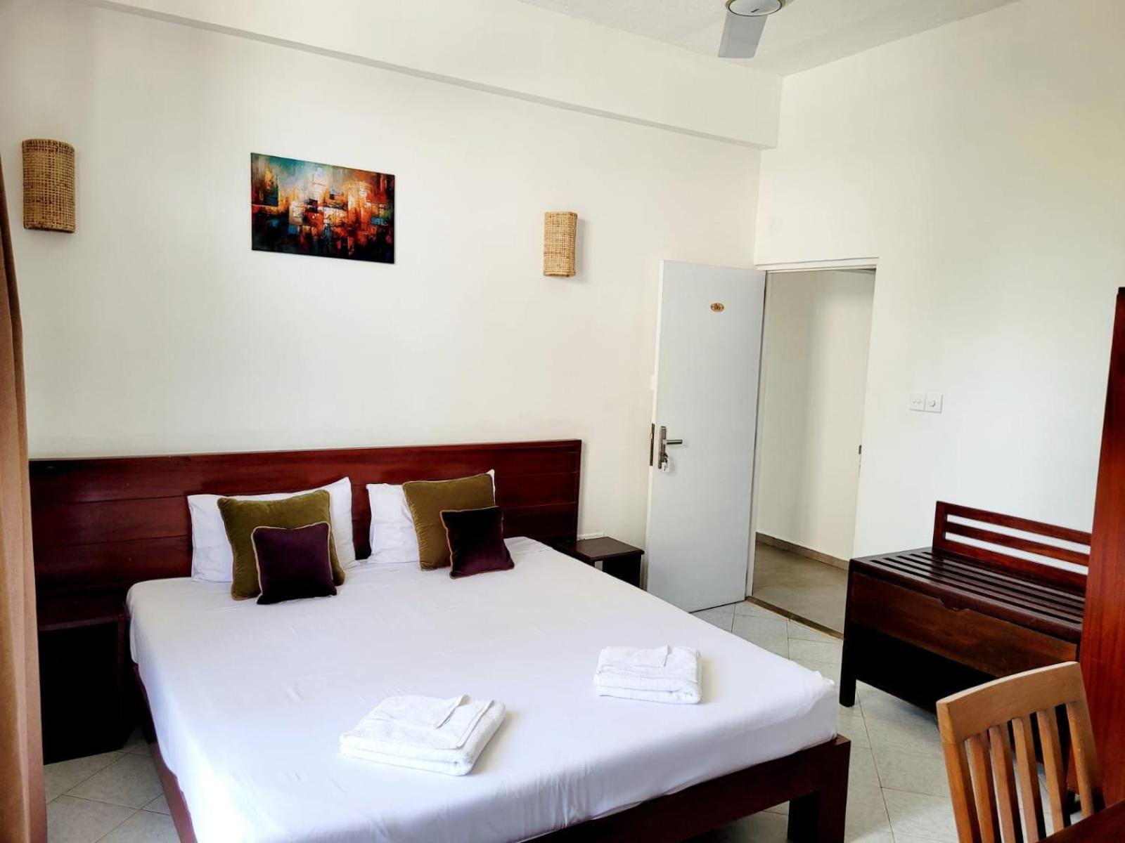 Mountbaylk Hotel Dehiwala-Mount Lavinia Eksteriør billede