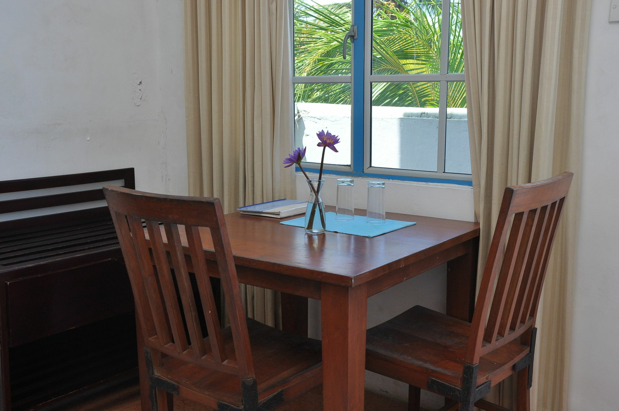 Mountbaylk Hotel Dehiwala-Mount Lavinia Eksteriør billede